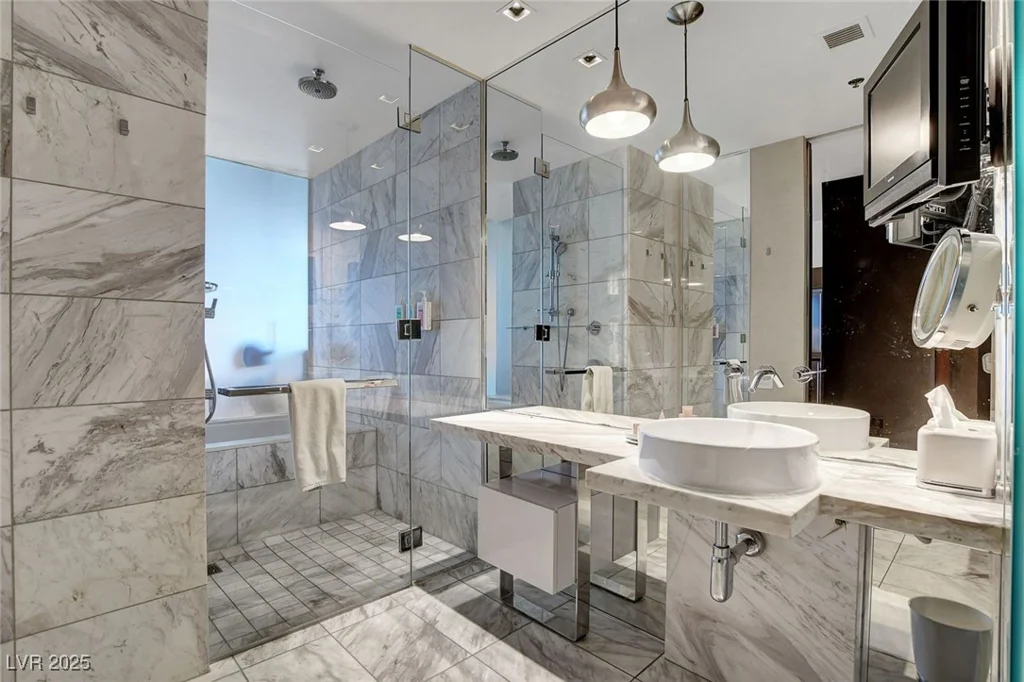 4381 Flamingo, Las Vegas, NV 89103