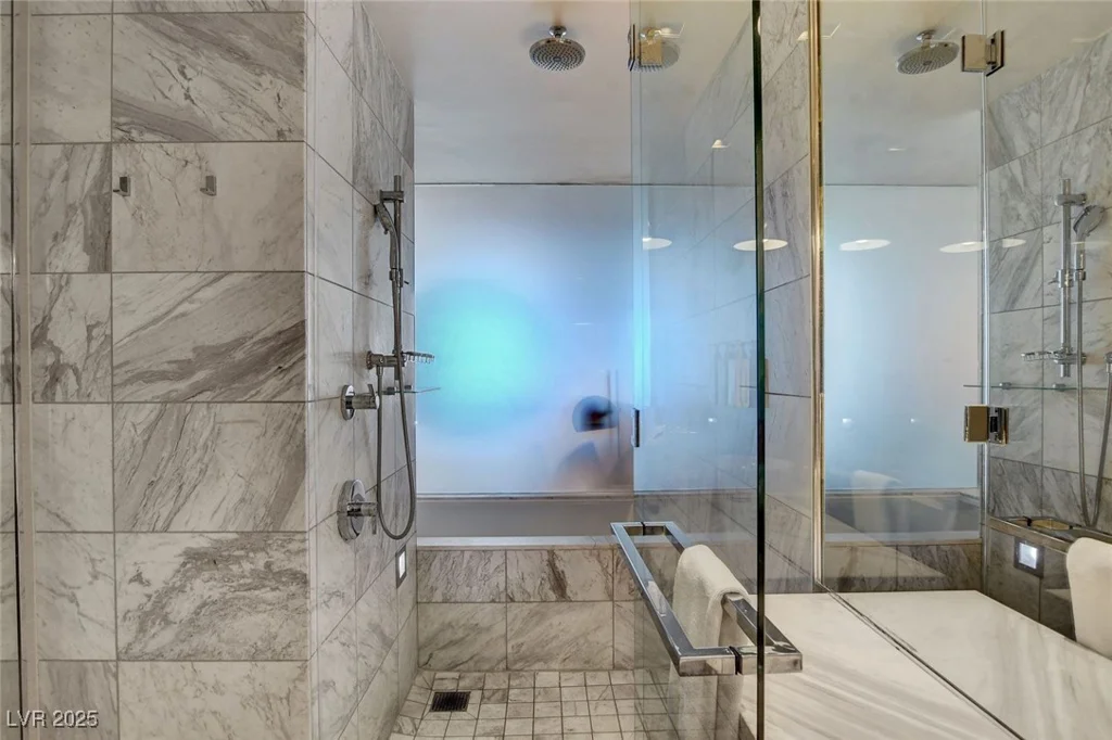 4381 Flamingo, Las Vegas, NV 89103