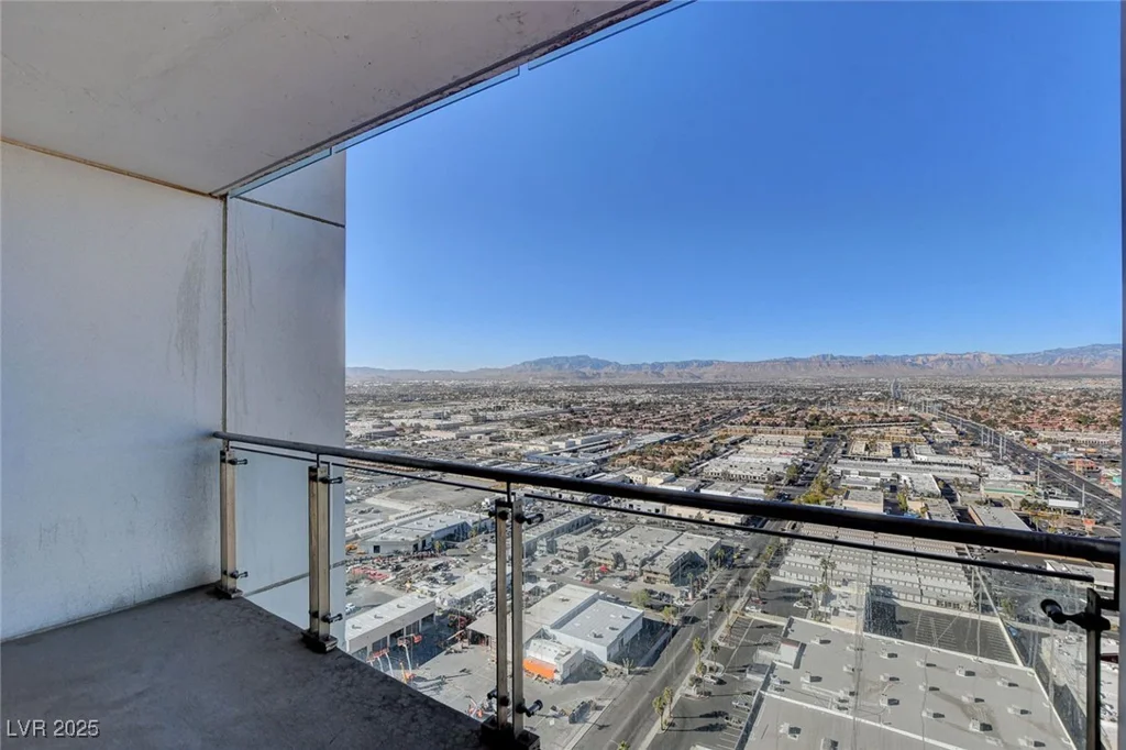 4381 Flamingo, Las Vegas, NV 89103