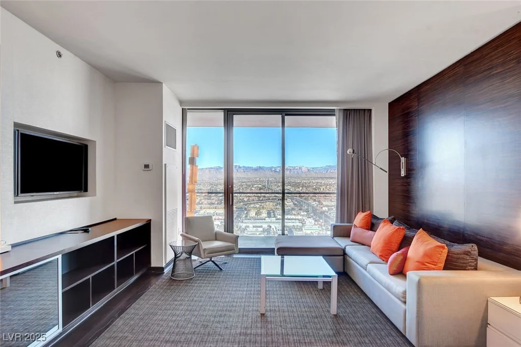 4381 Flamingo, Las Vegas, NV 89103