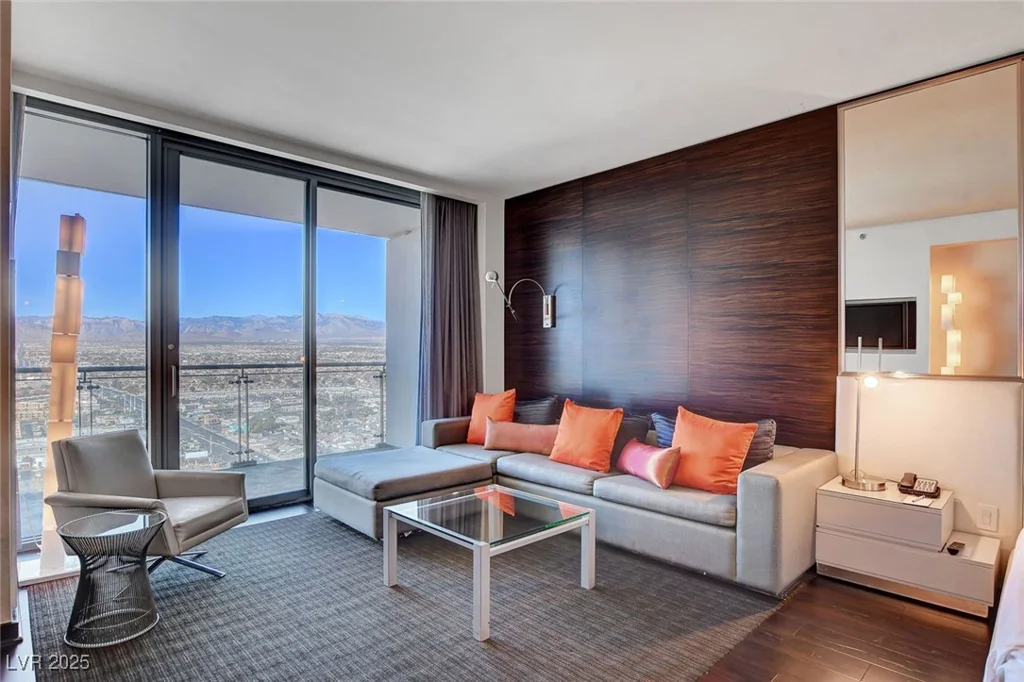 4381 Flamingo, Las Vegas, NV 89103