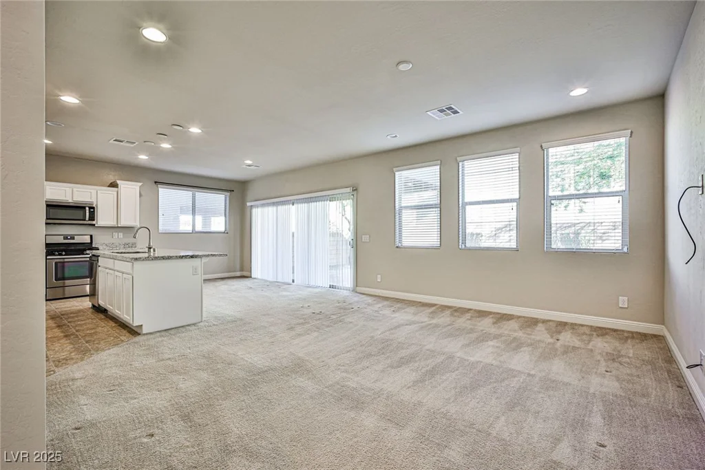 42 Navy Strauss, Las Vegas, NV 89148