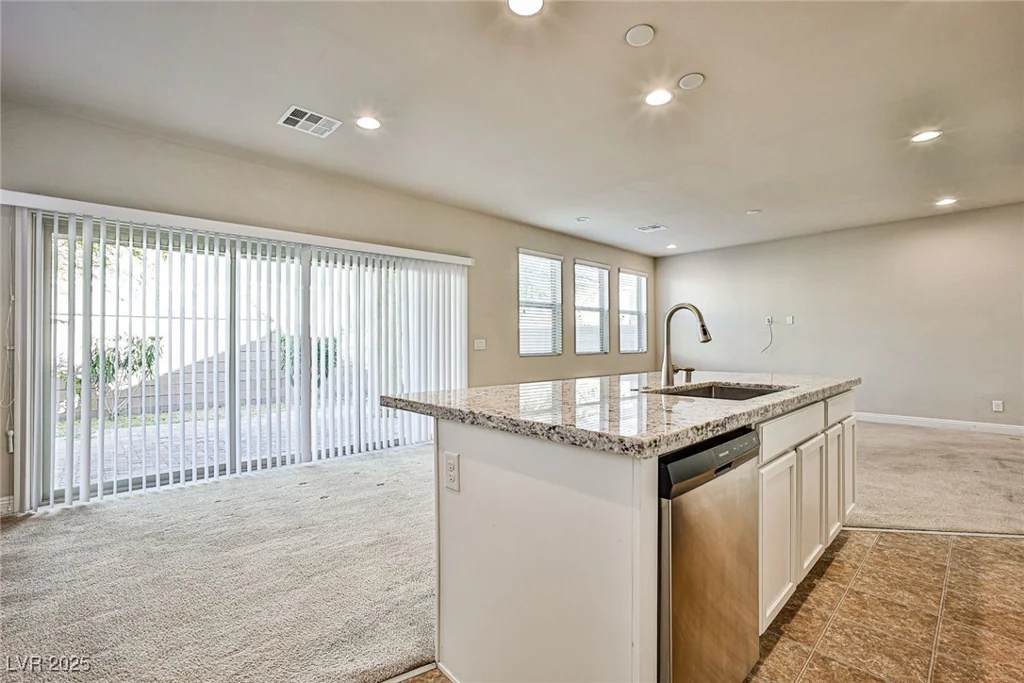 42 Navy Strauss, Las Vegas, NV 89148