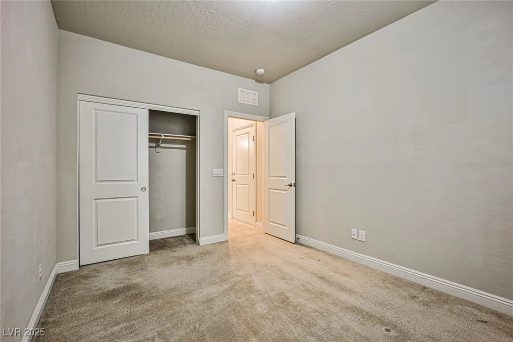42 Navy Strauss, Las Vegas, NV 89148