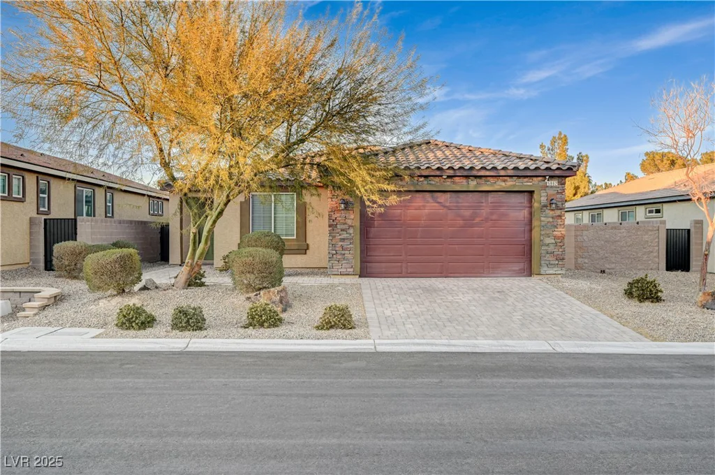5862 Peridot Falls, Las Vegas, NV 89130