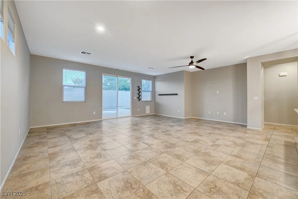 5862 Peridot Falls, Las Vegas, NV 89130