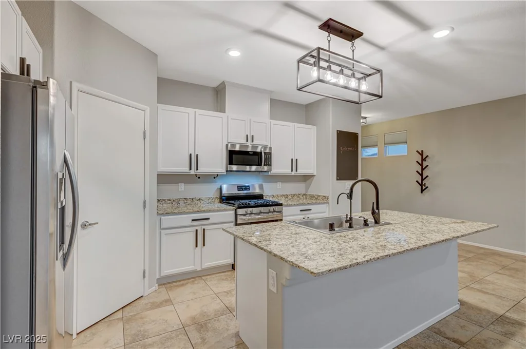 5862 Peridot Falls, Las Vegas, NV 89130