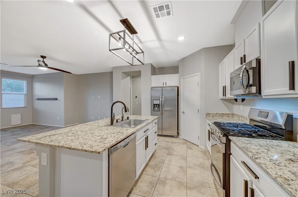 5862 Peridot Falls, Las Vegas, NV 89130