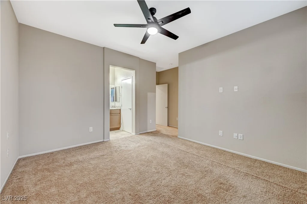 5862 Peridot Falls, Las Vegas, NV 89130