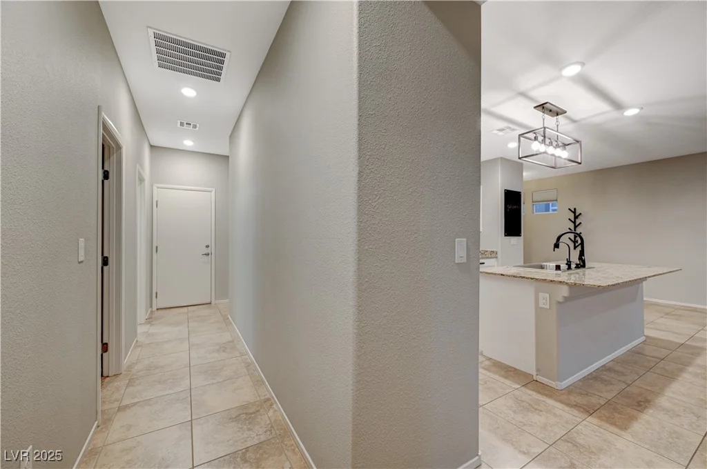 5862 Peridot Falls, Las Vegas, NV 89130