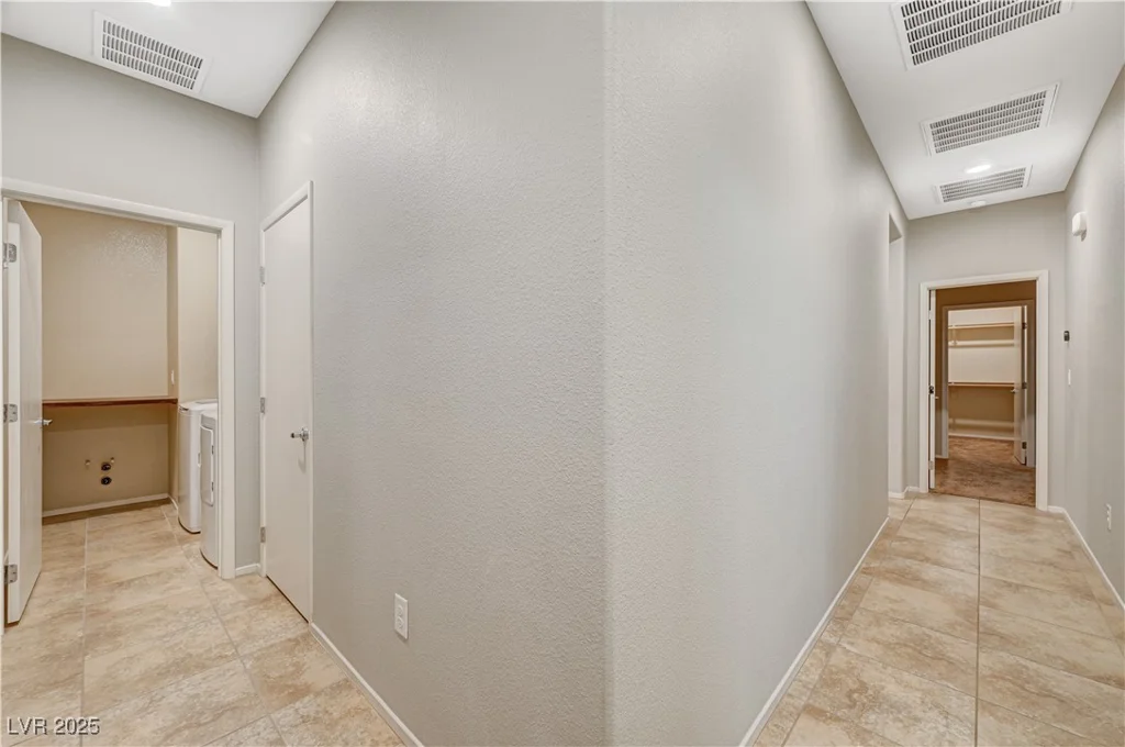 5862 Peridot Falls, Las Vegas, NV 89130
