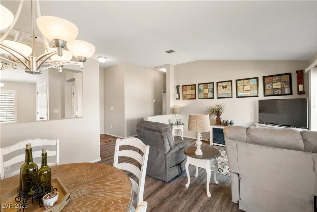 2054 Poppywood, Henderson, NV 89012