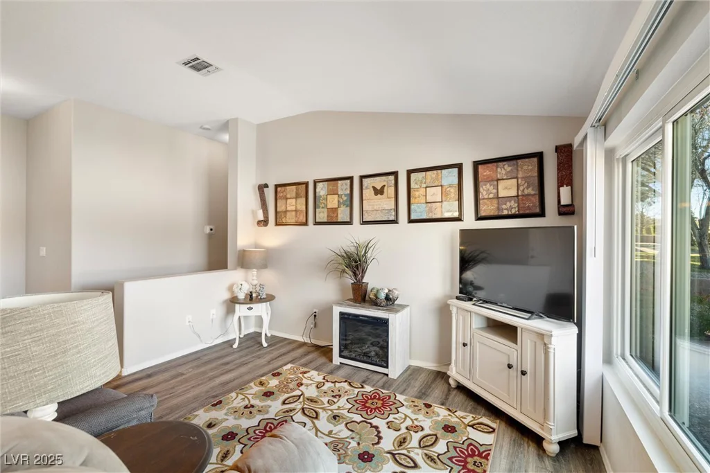 2054 Poppywood, Henderson, NV 89012
