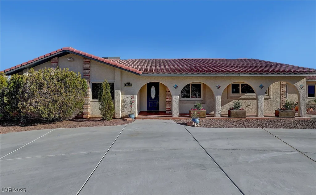 8870 Craig, Las Vegas, NV 89129