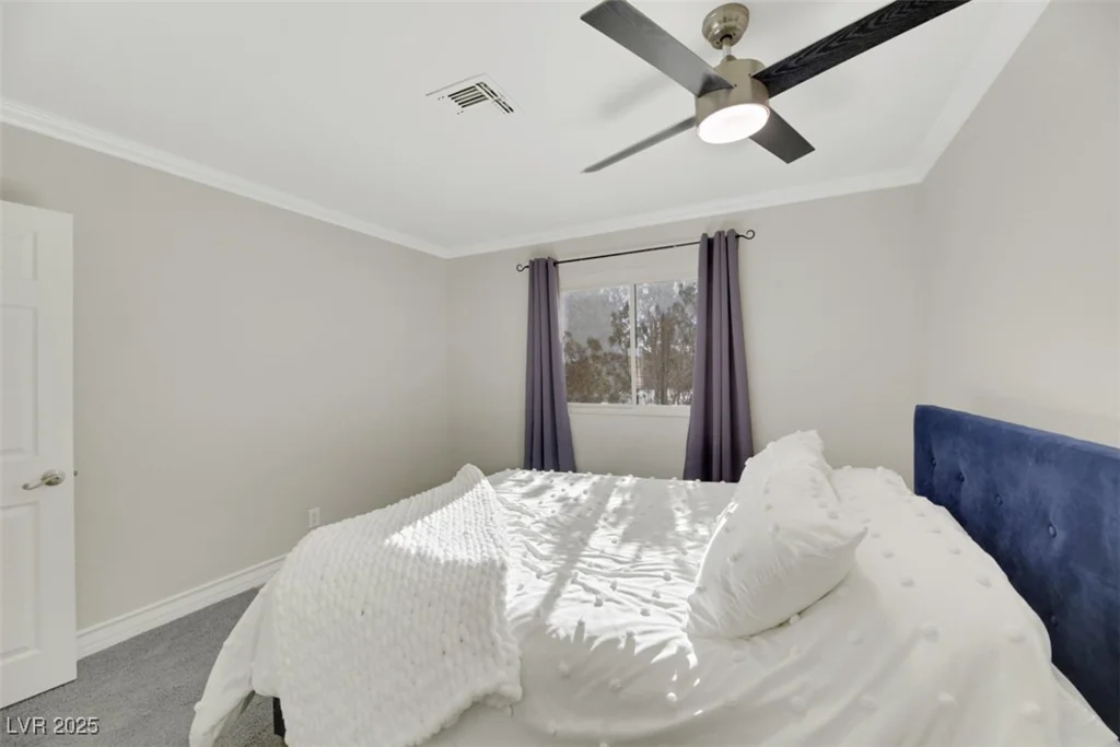 8870 Craig, Las Vegas, NV 89129