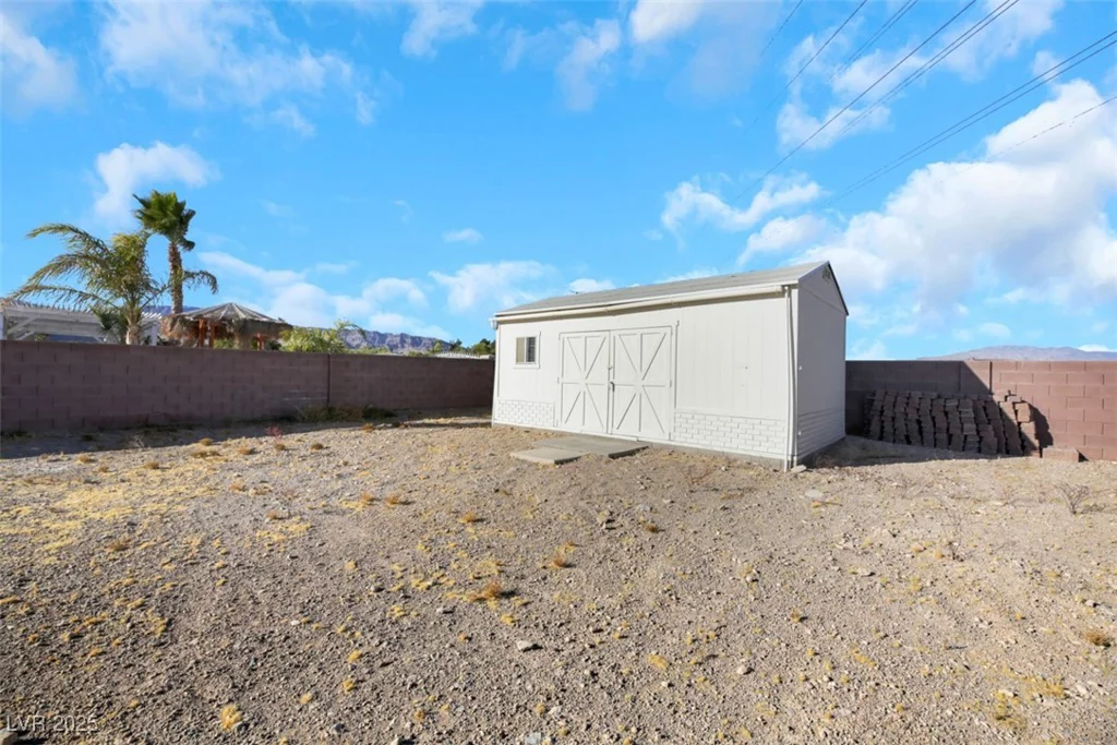 8870 Craig, Las Vegas, NV 89129