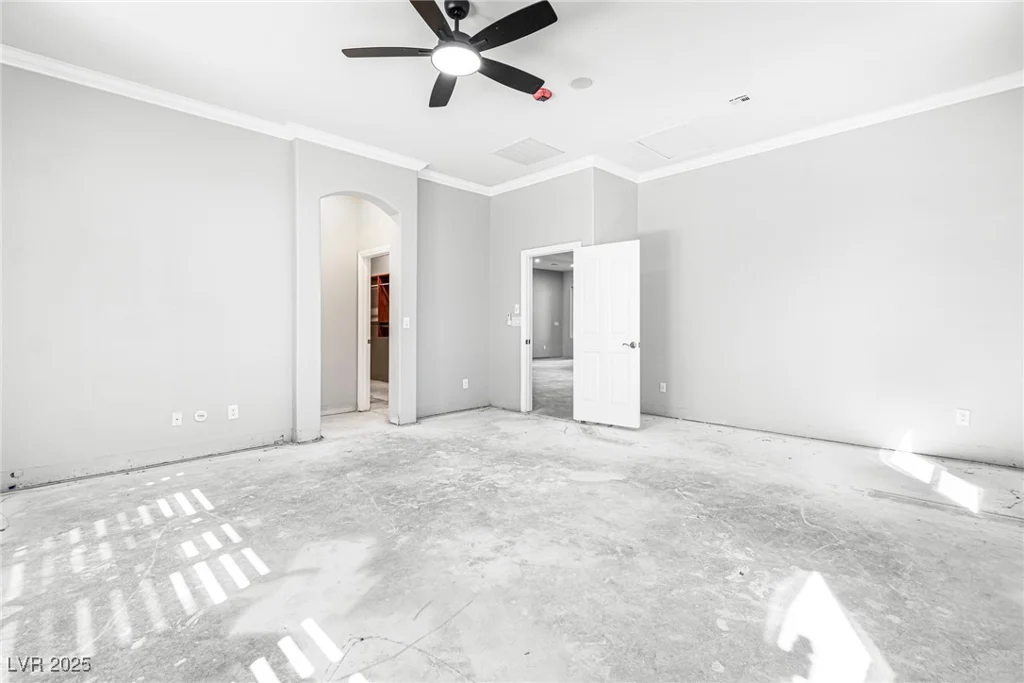 10077 Clifton Forge, Las Vegas, NV 89148