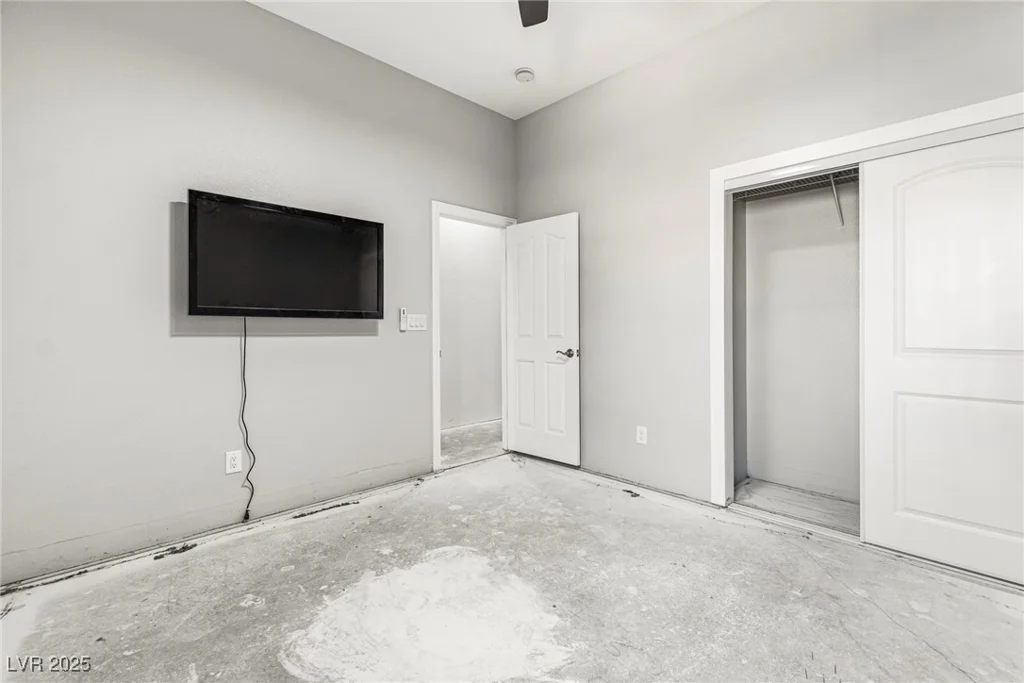 10077 Clifton Forge, Las Vegas, NV 89148