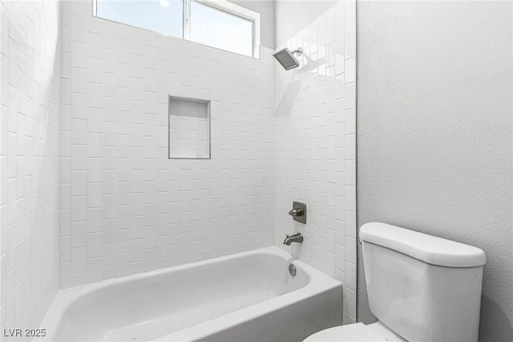 10077 Clifton Forge, Las Vegas, NV 89148