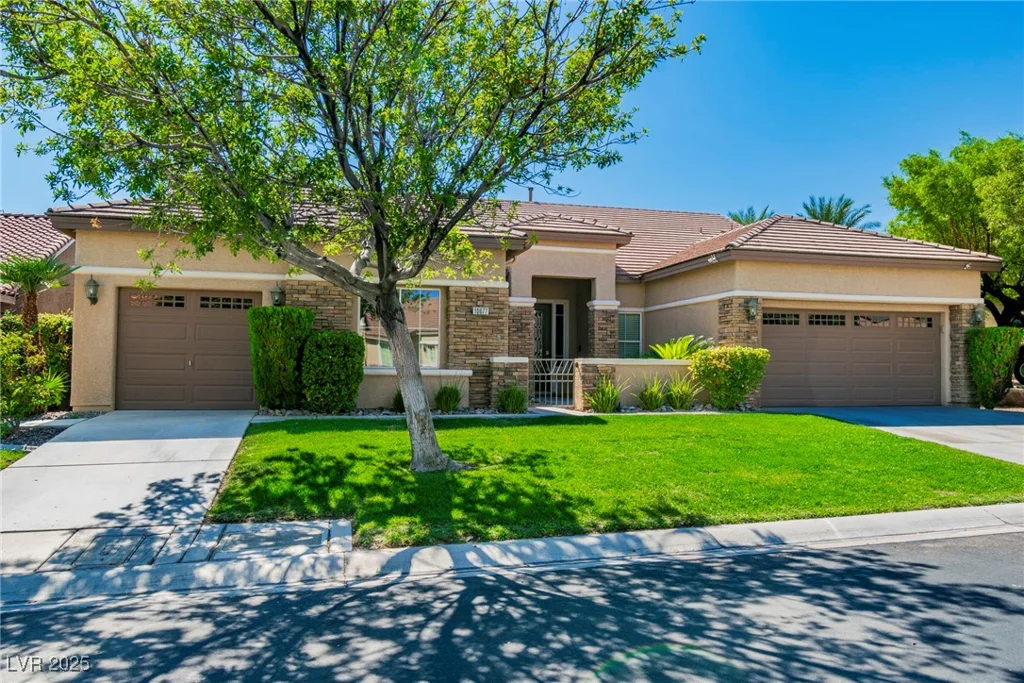 10077 Clifton Forge, Las Vegas, NV 89148