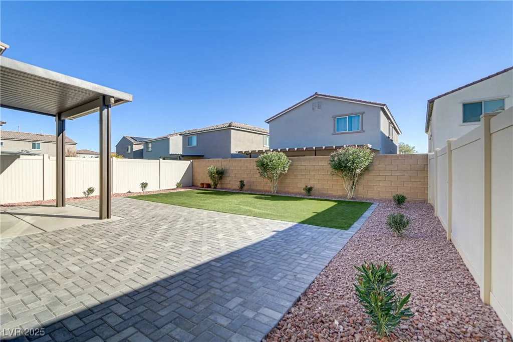 5612 Hill Cliff, North Las Vegas, NV 89031