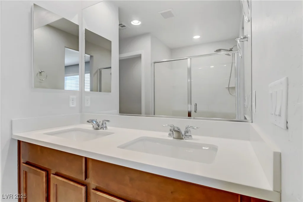 5612 Hill Cliff, North Las Vegas, NV 89031