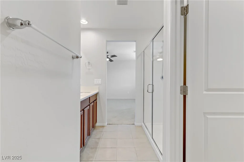 5612 Hill Cliff, North Las Vegas, NV 89031
