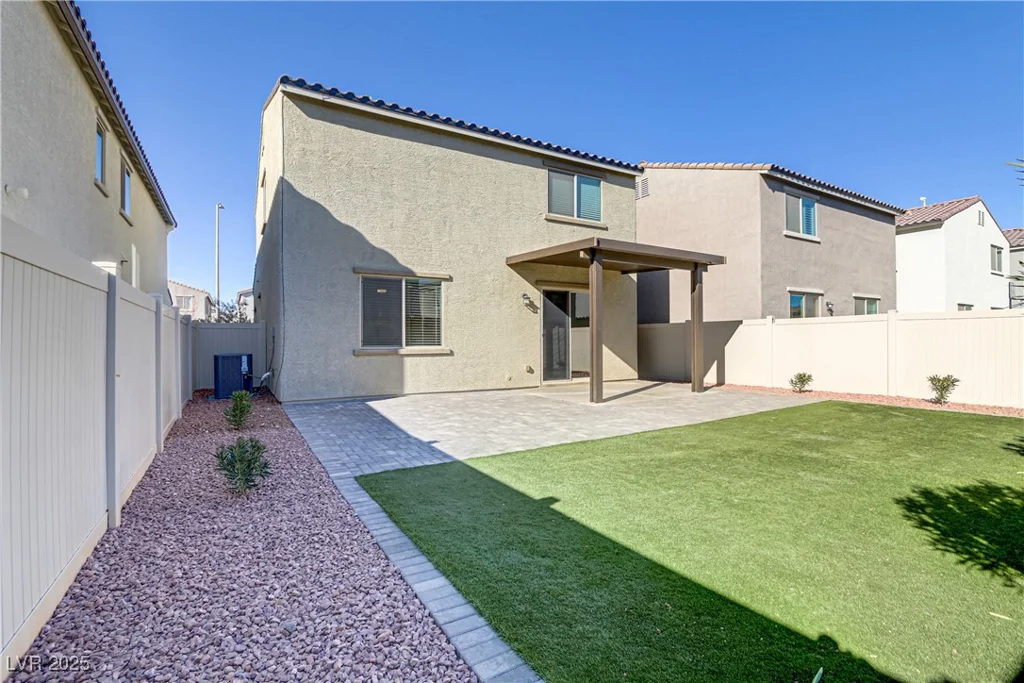 5612 Hill Cliff, North Las Vegas, NV 89031