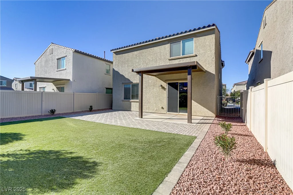 5612 Hill Cliff, North Las Vegas, NV 89031
