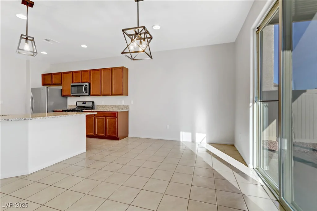 5612 Hill Cliff, North Las Vegas, NV 89031