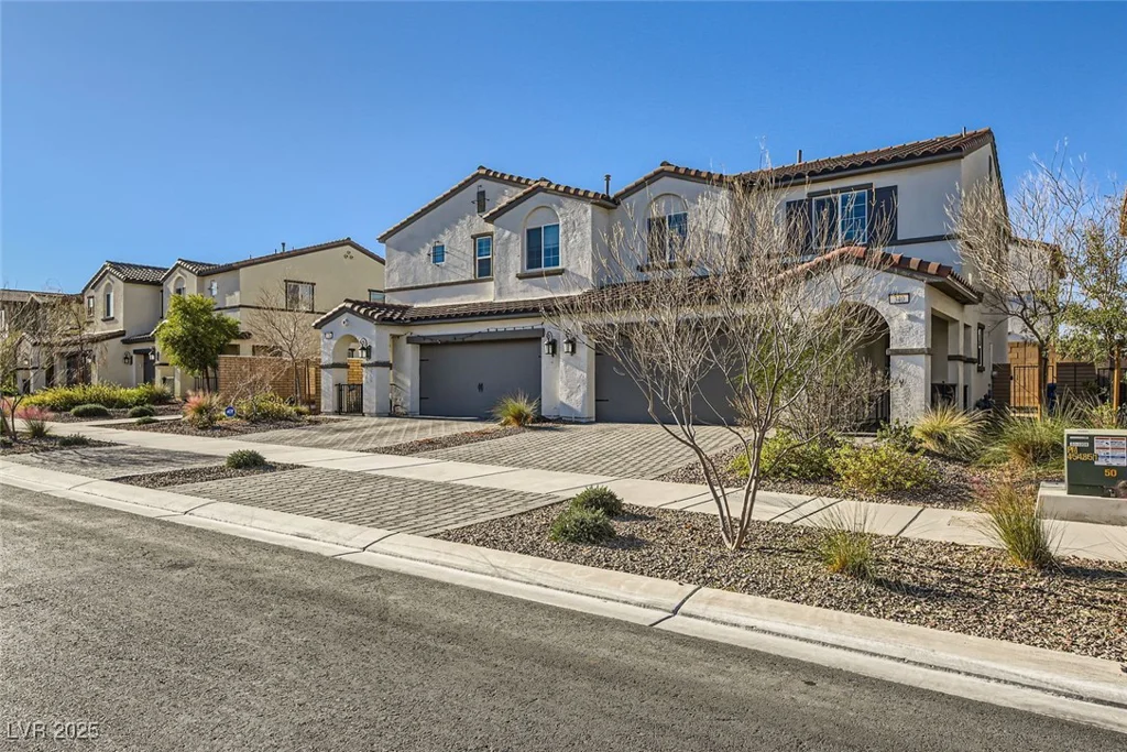 340 Silva, Henderson, NV 89011
