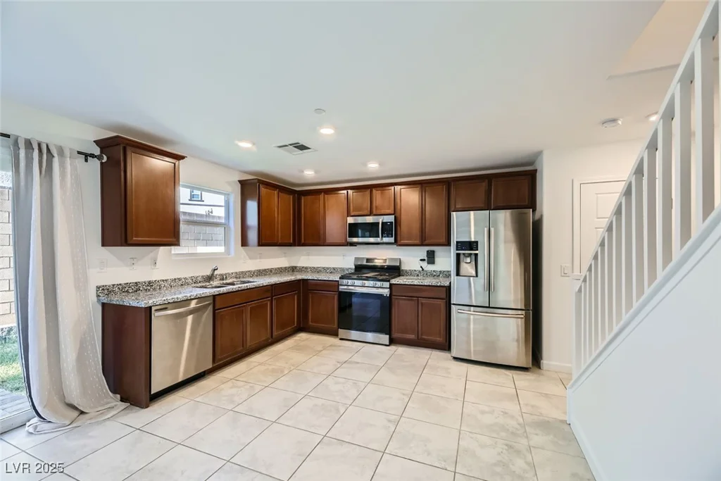 340 Silva, Henderson, NV 89011