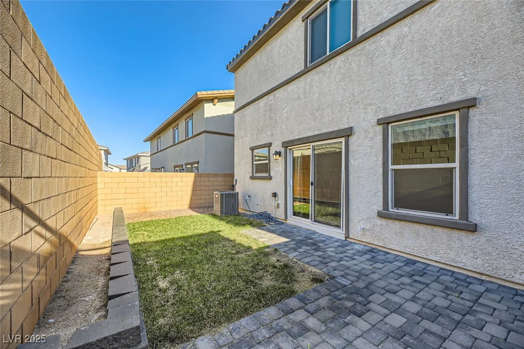 340 Silva, Henderson, NV 89011