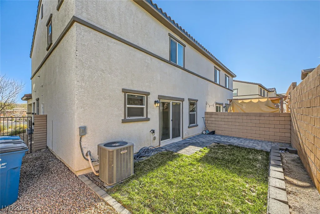 340 Silva, Henderson, NV 89011