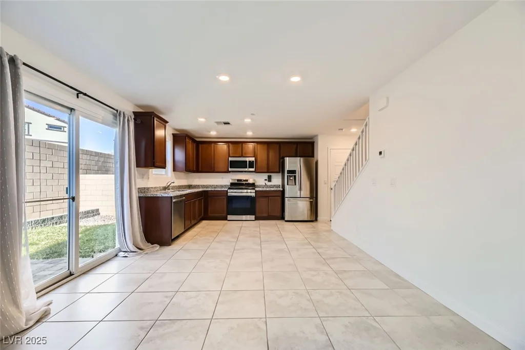 340 Silva, Henderson, NV 89011