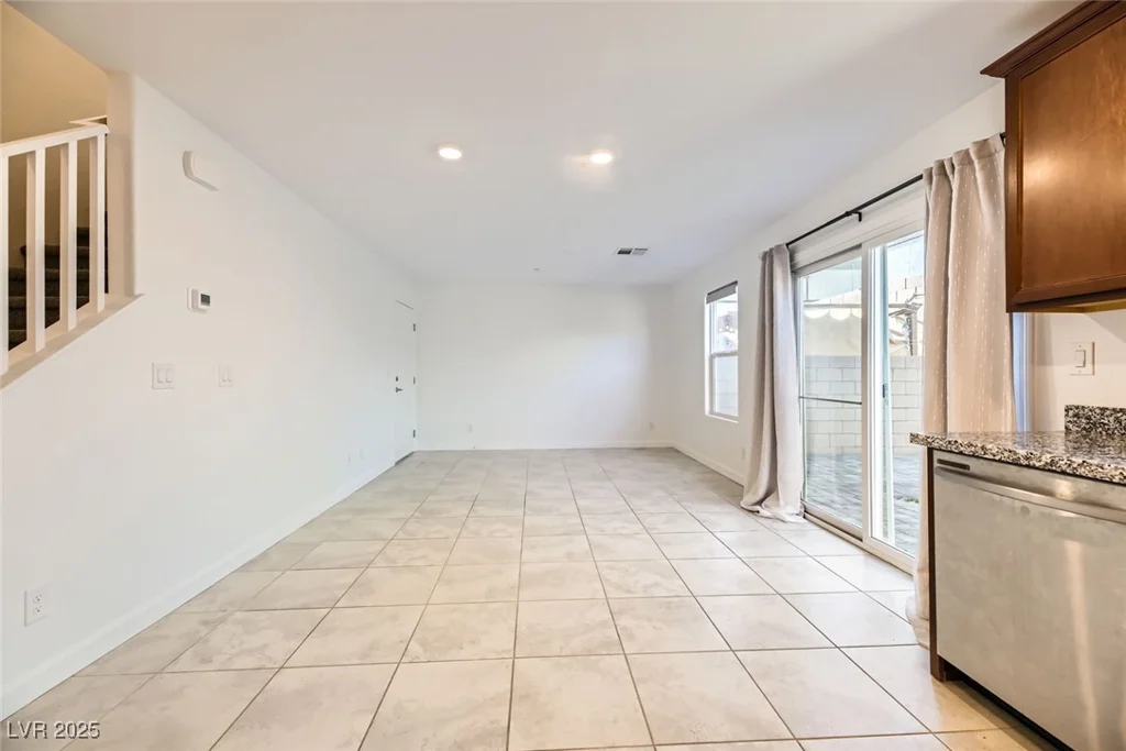 340 Silva, Henderson, NV 89011