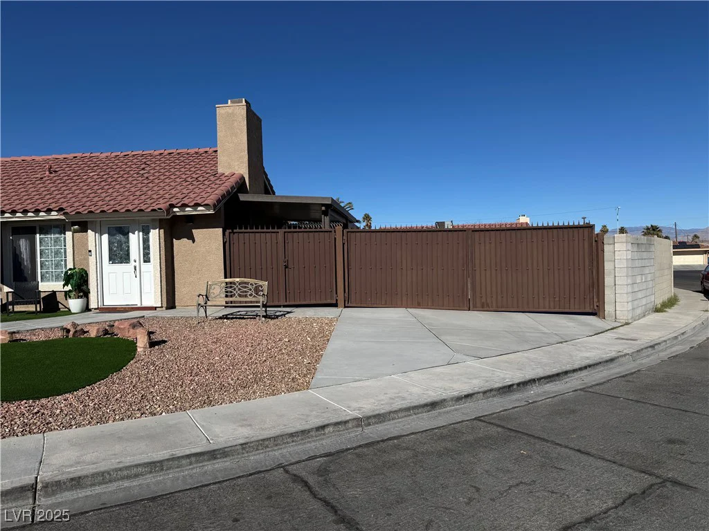 3332 Terra Bella, Las Vegas, NV 89108
