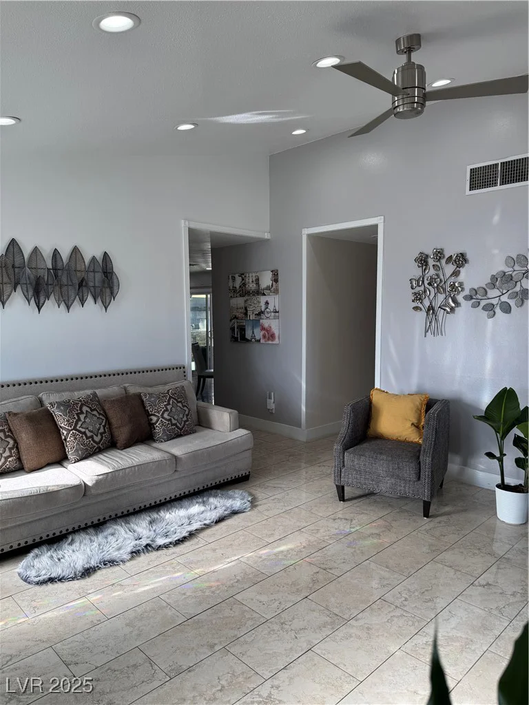 3332 Terra Bella, Las Vegas, NV 89108
