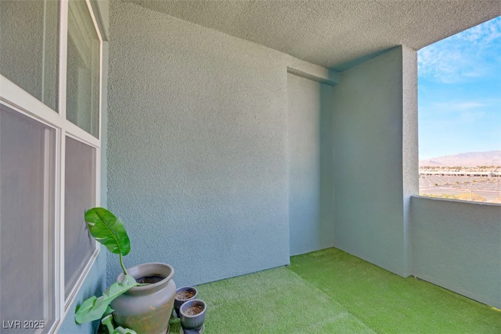 38 Serene, Las Vegas, NV 89123