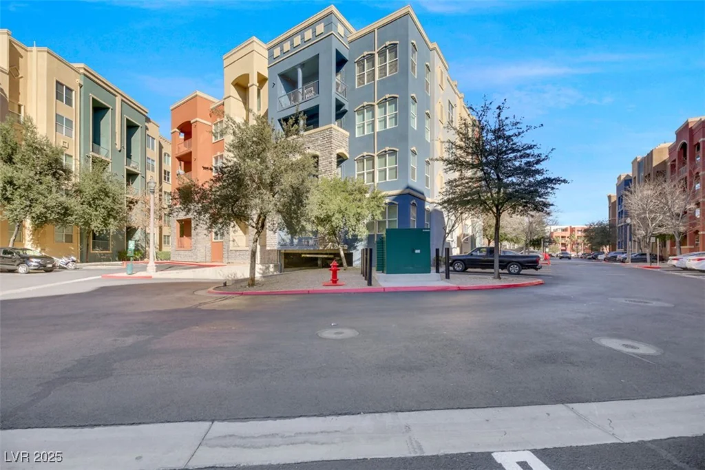 38 Serene, Las Vegas, NV 89123