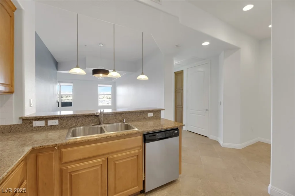 38 Serene, Las Vegas, NV 89123