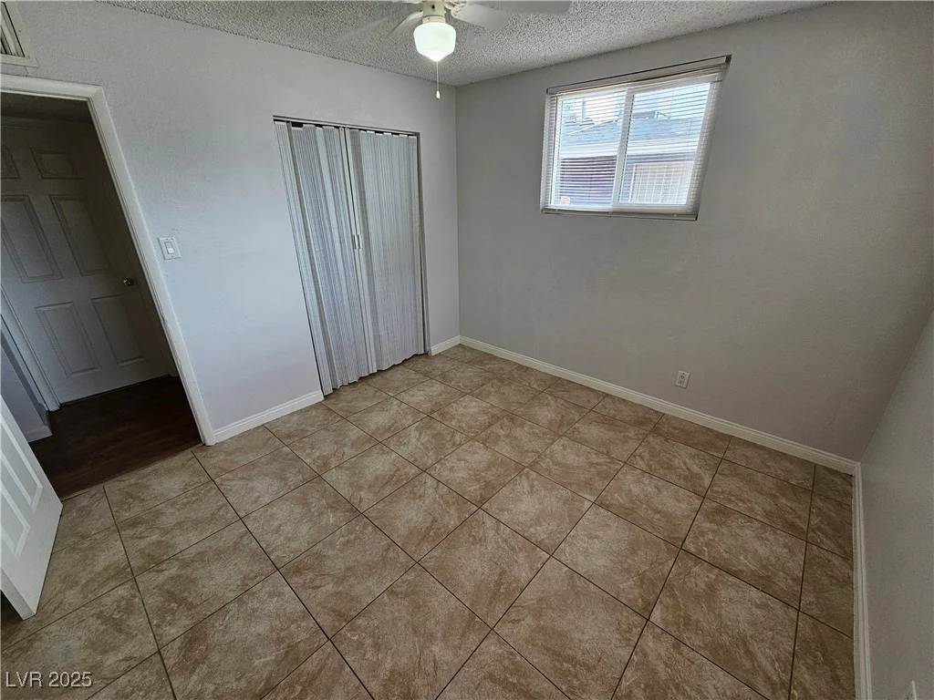 2208 Washington, Las Vegas, NV 89106