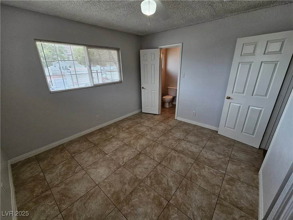 2208 Washington, Las Vegas, NV 89106