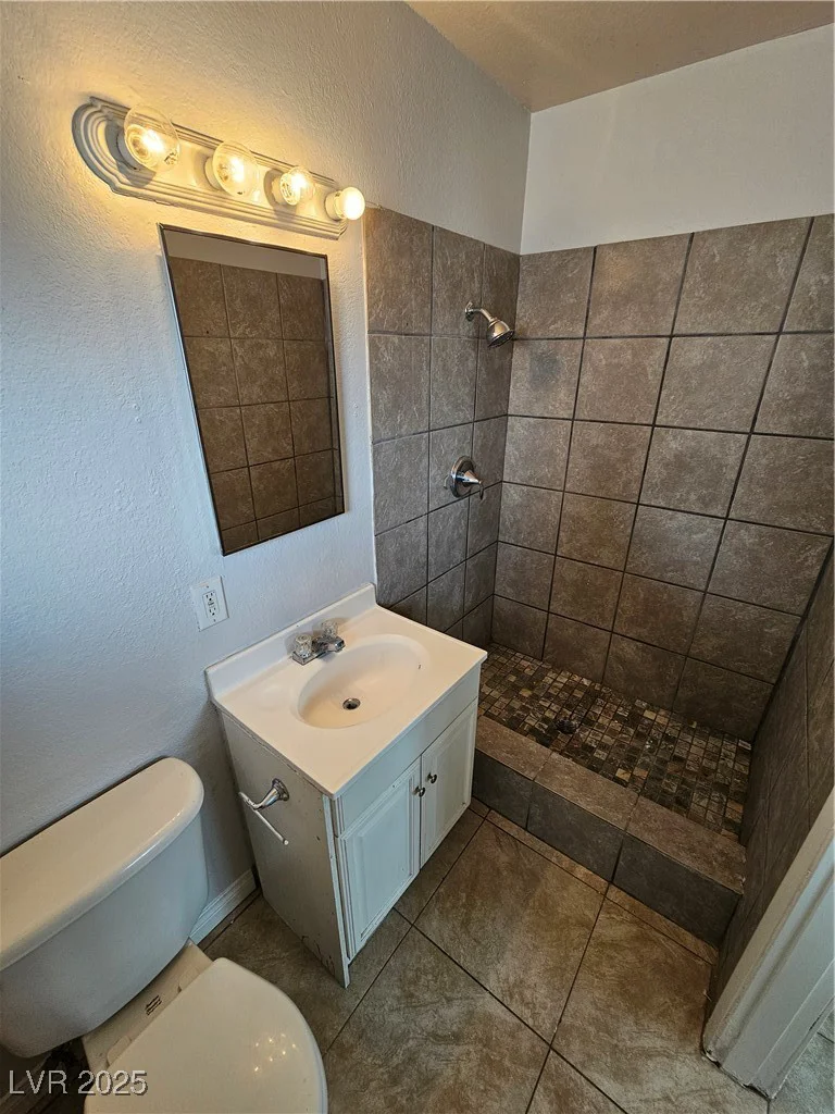 2208 Washington, Las Vegas, NV 89106