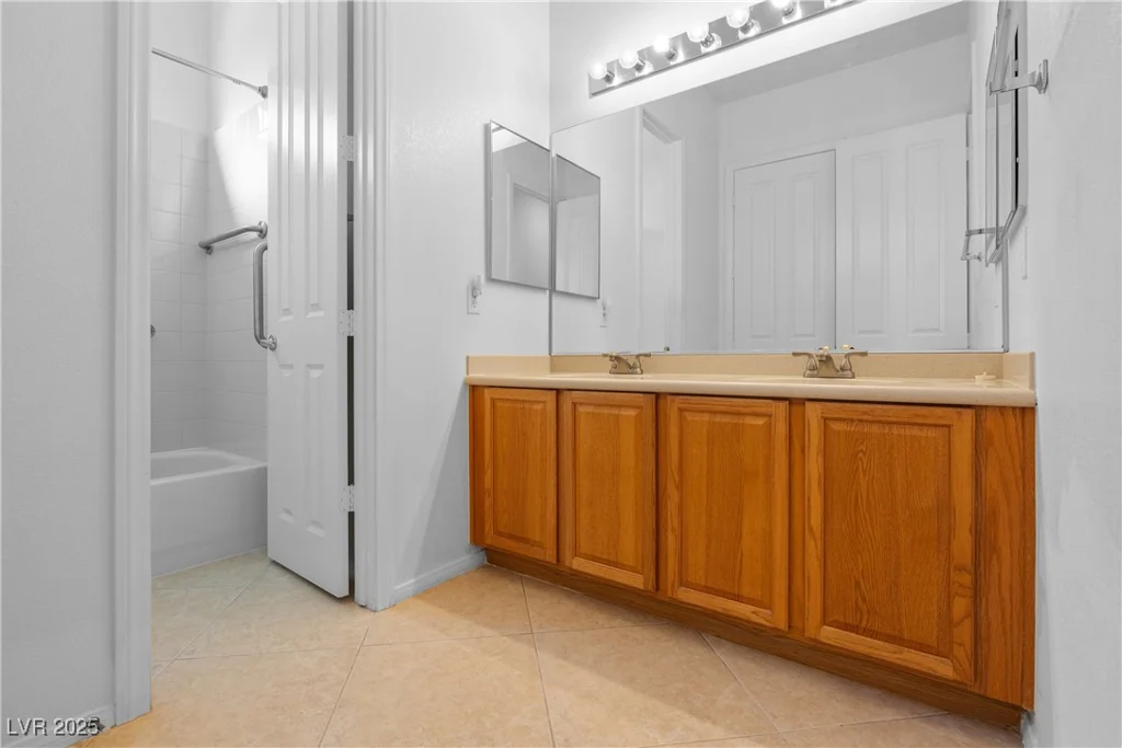 6175 Rocky Top, Las Vegas, NV 89110