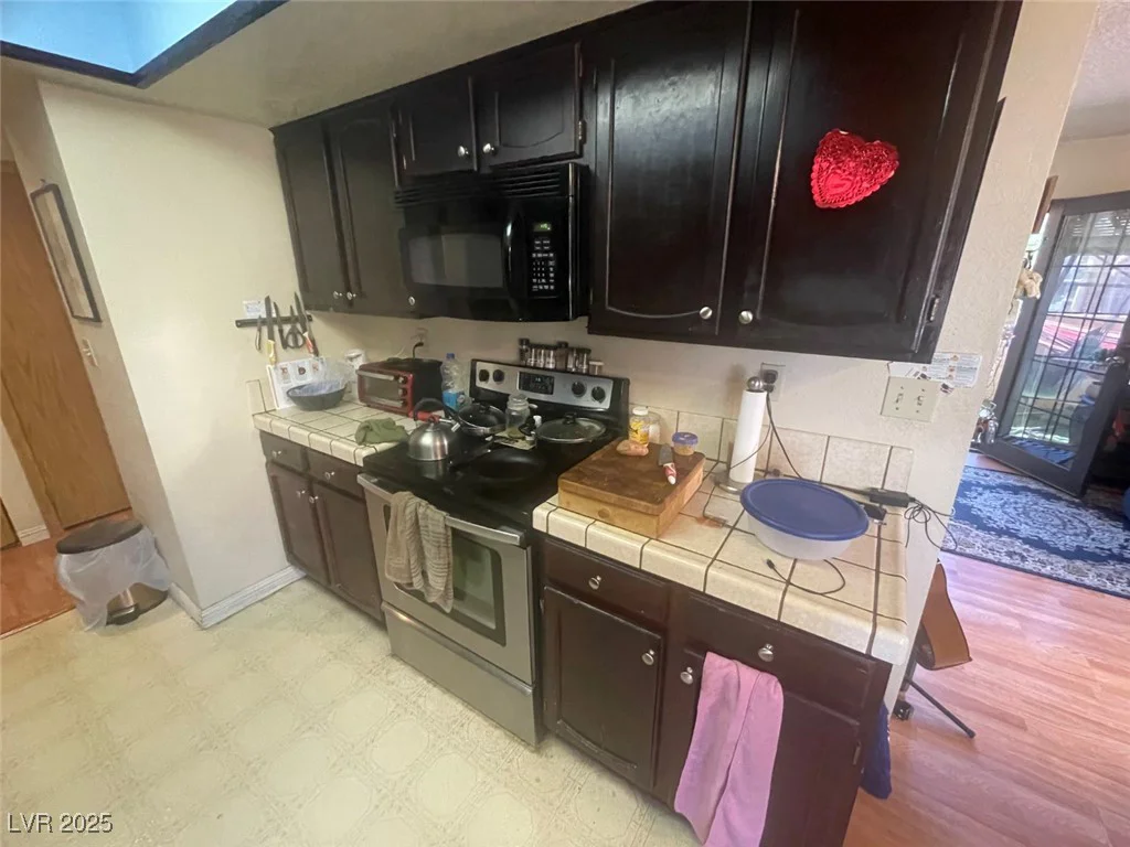4111 Sanderling, Las Vegas, NV 89103