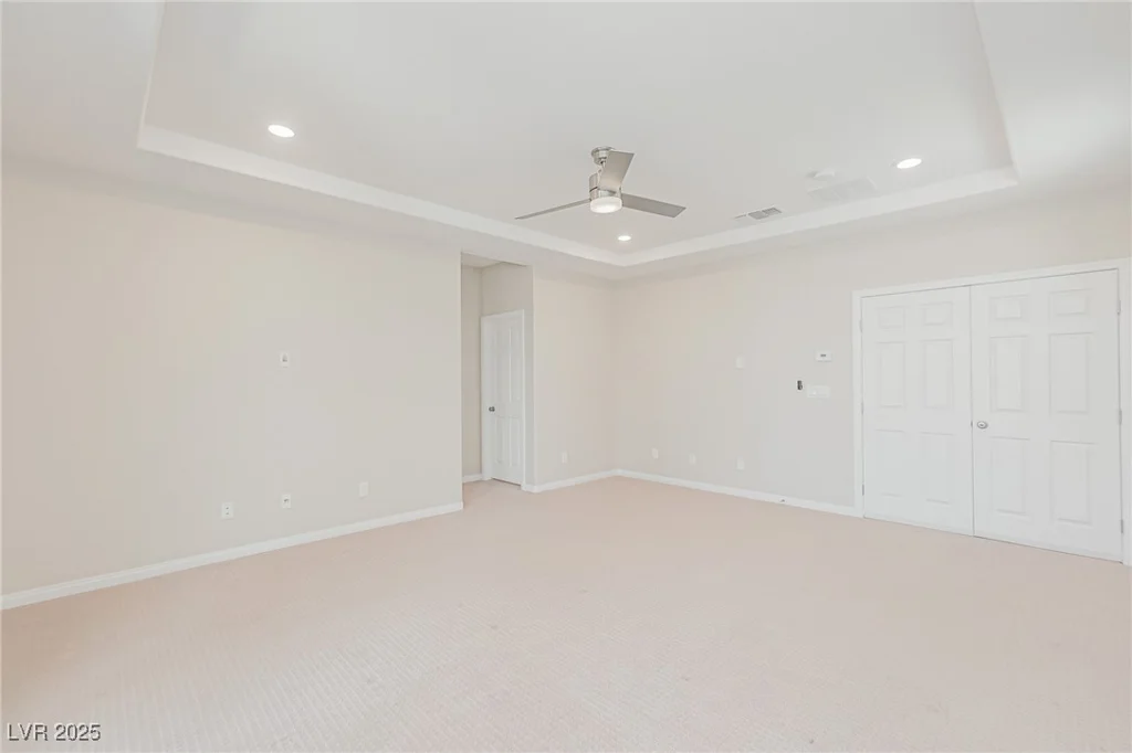 10718 Glowing Dawn, Las Vegas, NV 89135