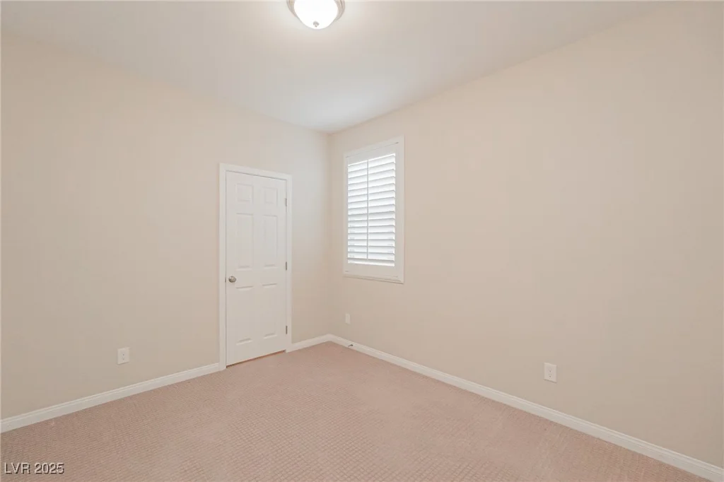 10718 Glowing Dawn, Las Vegas, NV 89135