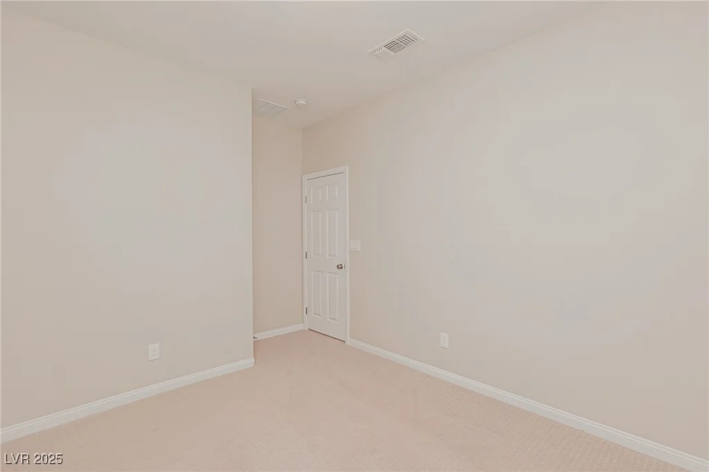 10718 Glowing Dawn, Las Vegas, NV 89135