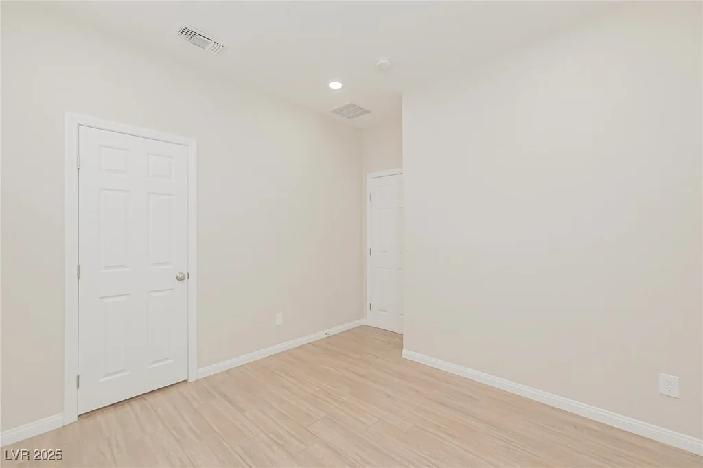 10718 Glowing Dawn, Las Vegas, NV 89135